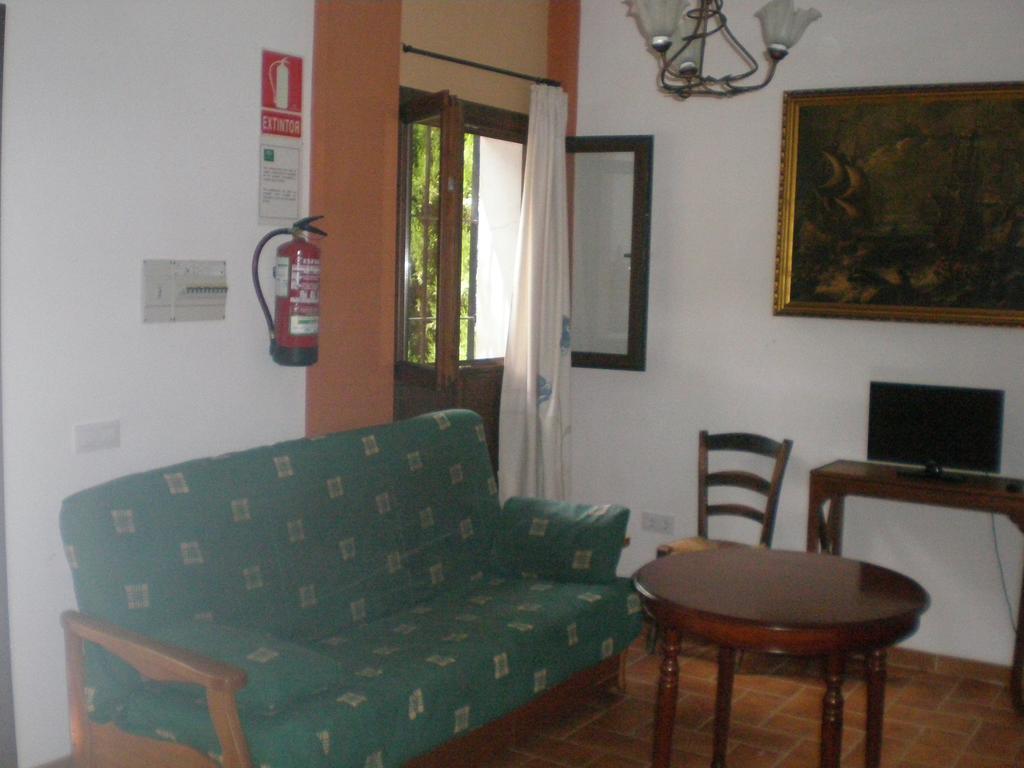 Apartamentos Rurales El Canuelo De Carcabuey Luaran gambar